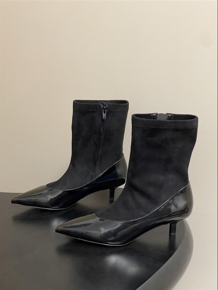 20251128172613990 370